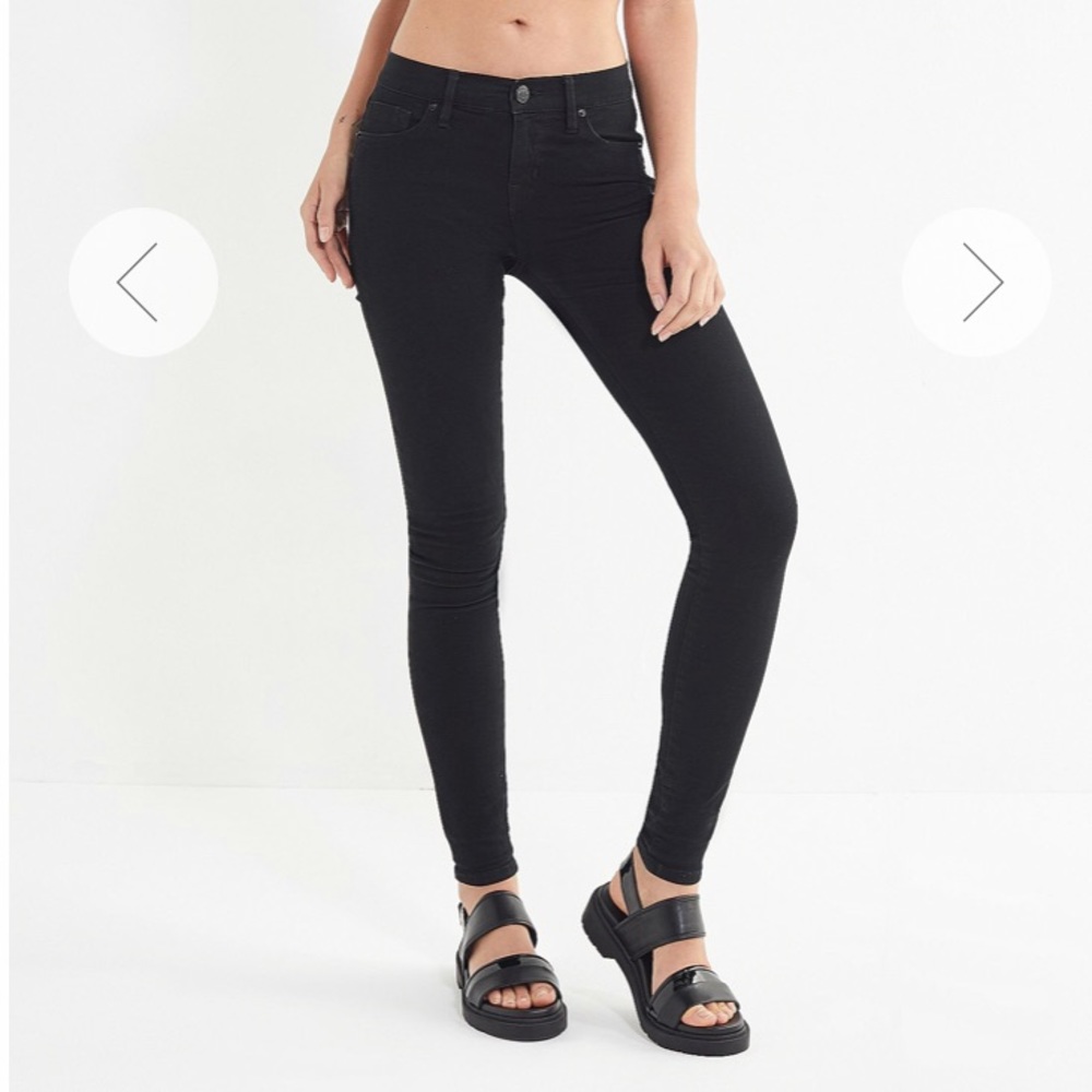 BDG Twig mid-rise black jeans